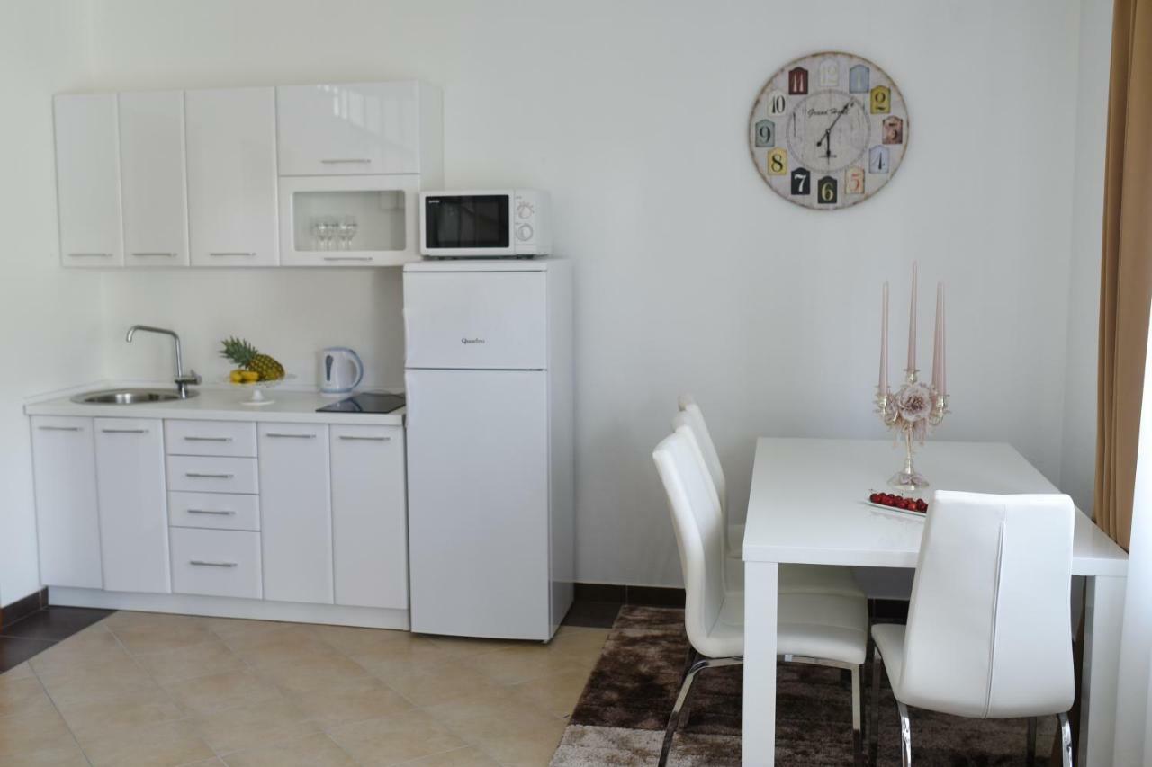 Apartman 利夫诺 外观 照片